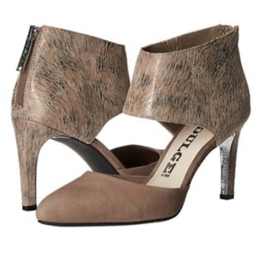 Women’s New Revolution Caught Ankle Cuff D’Orsay Pump